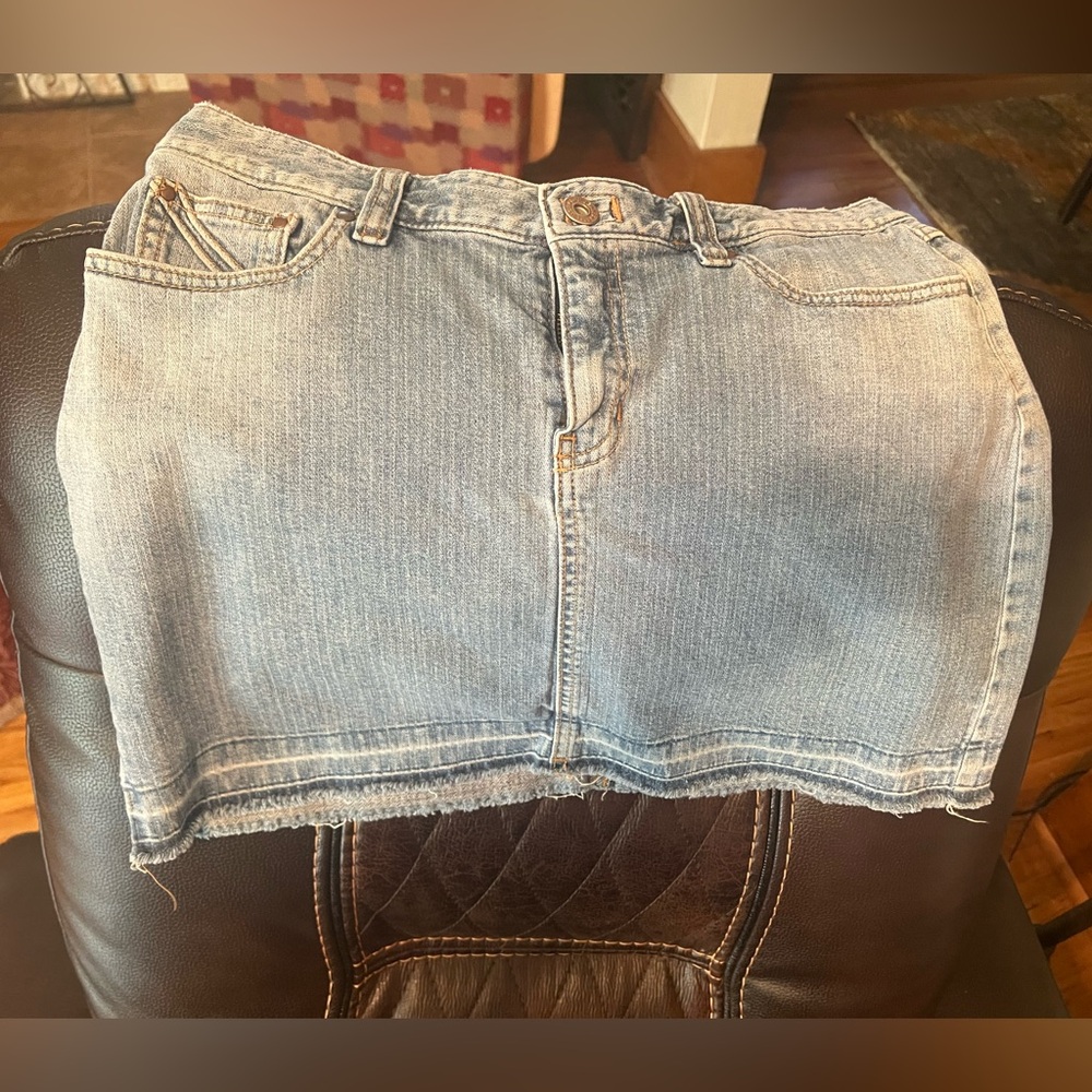 GAP mini jean skirt